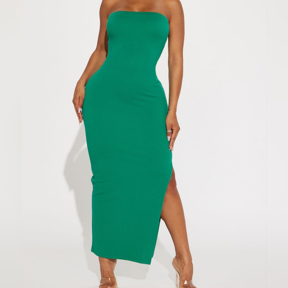 Fashion Nova Janet maxi dress green sizes M/L